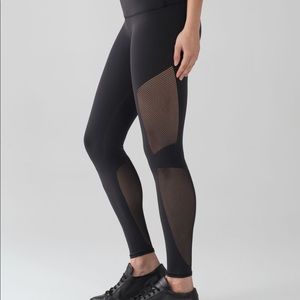 Lululemon Reveal 7/8 Tight